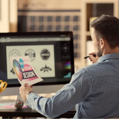 Creación y gestión de contenido para pantallas LED: el servicio que marca la diferencia en tu negocio